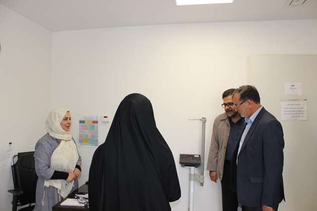 حضور صبحگاهی نماینده شهریار در بیمارستان امام خمینی (ره)